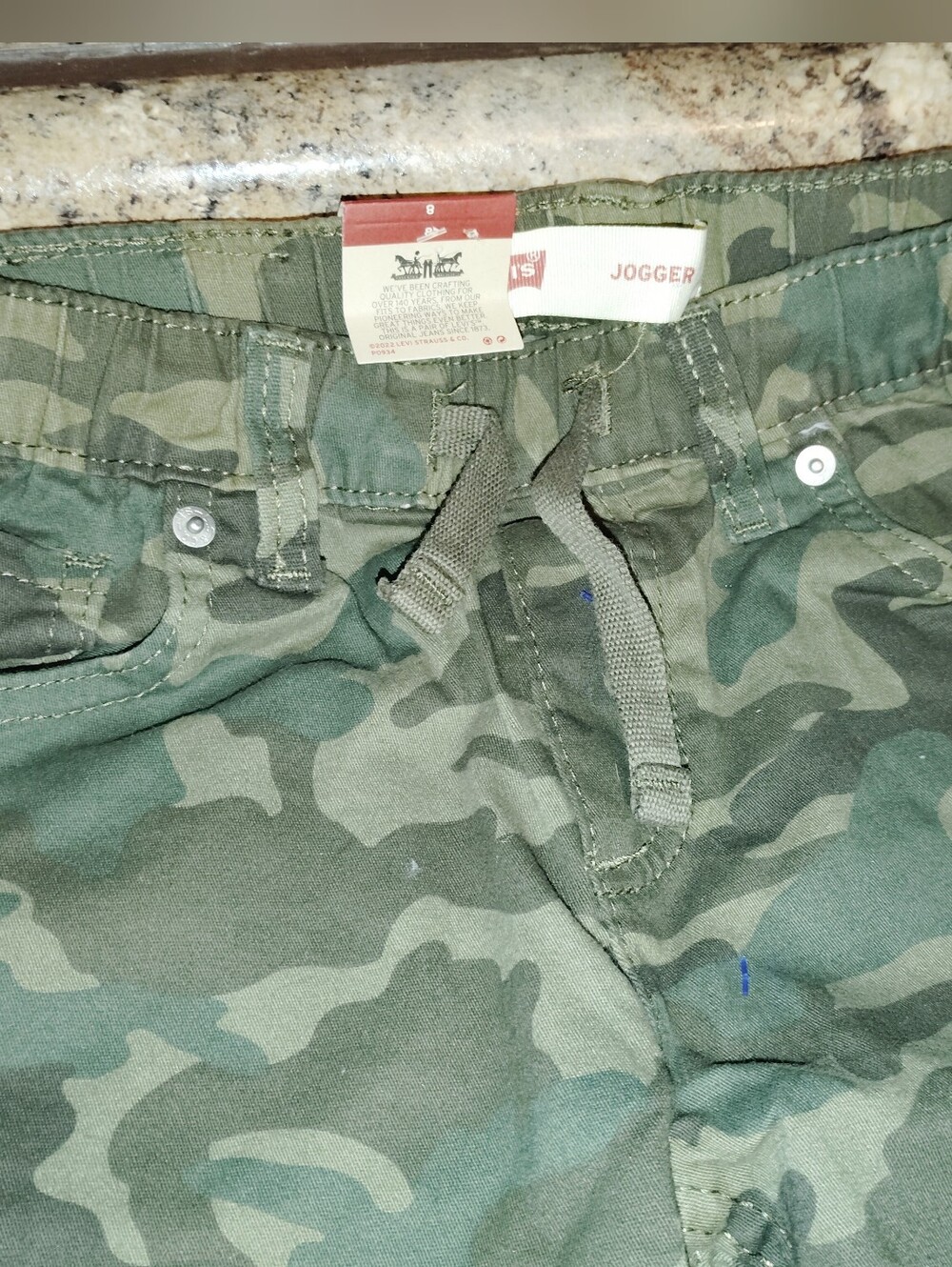 8 Nwt Levi's Kids Green Camo Jogger Pants Retail 42 - Picture 4 of 8